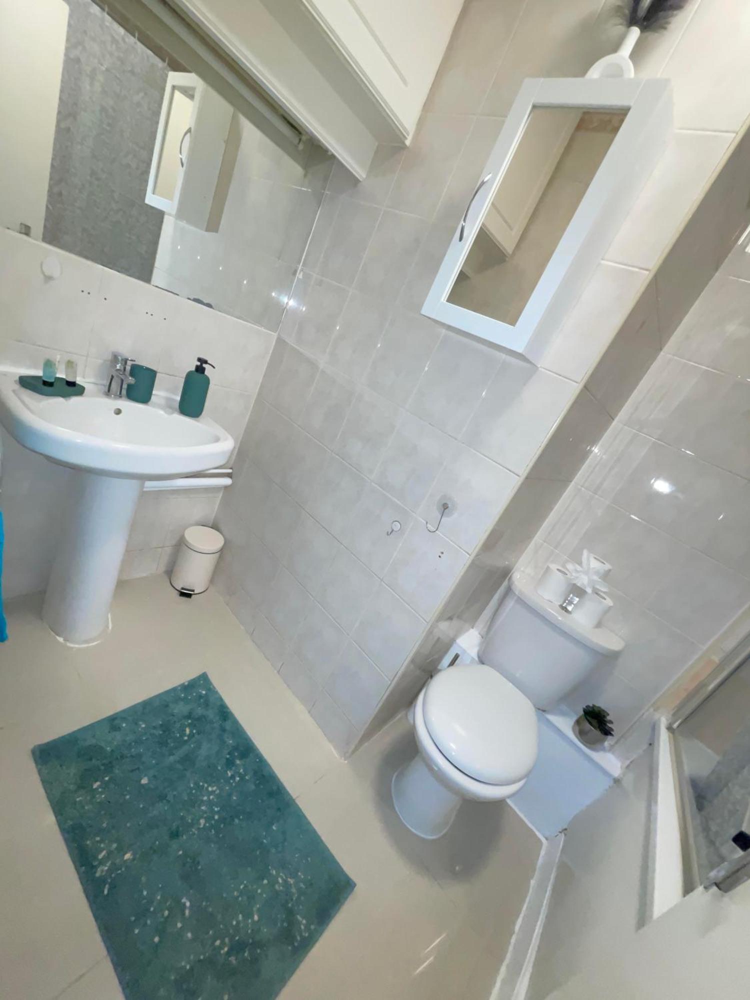 Cosy Private Two Bedroom Apartament In Kensinghton Can Fit Up To 8 Guests London Exterior photo